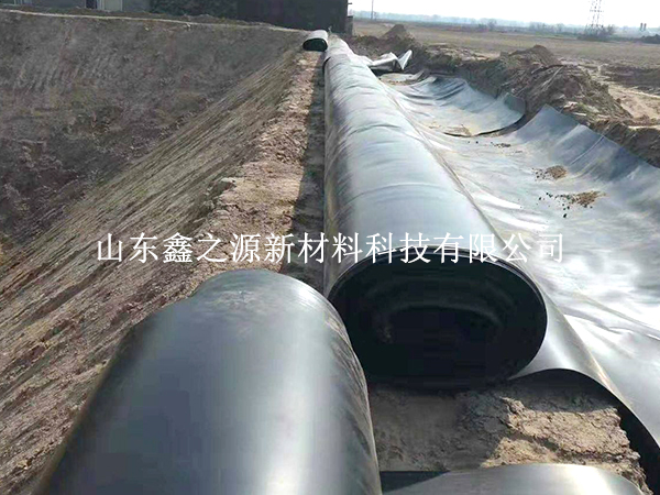 養(yǎng)殖防滲膜適應(yīng)環(huán)境能力強，可鋪設(shè)多種環(huán)境下